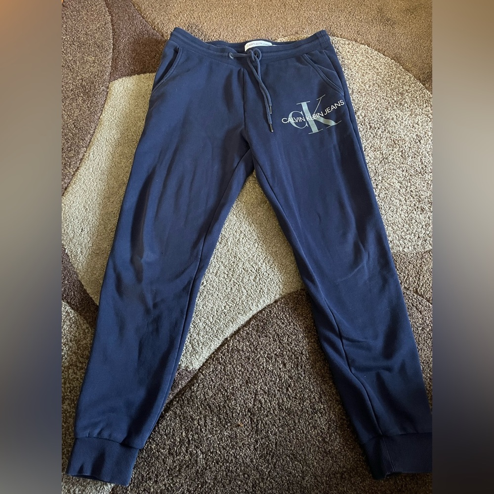 Sweat pants